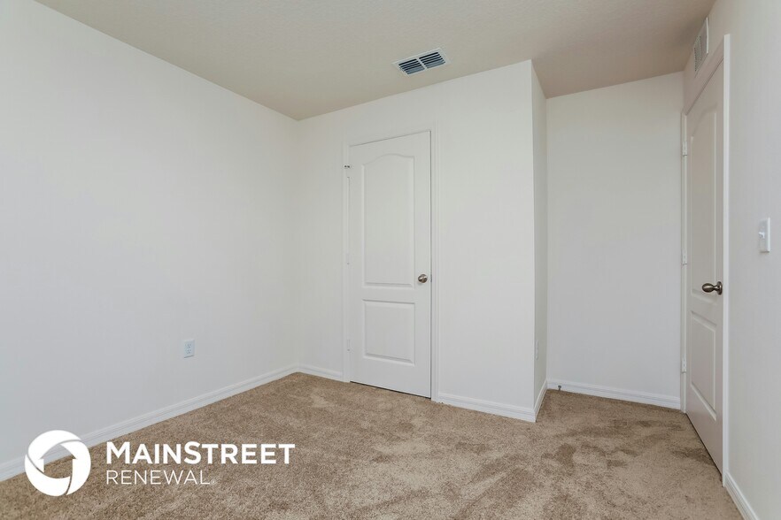 Building Photo - 35685 Rose Moss Ave