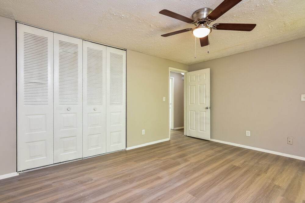 Building Photo - 1879 Corduroy Ct