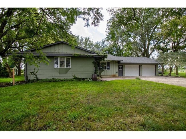 Building Photo - 11197 608th Ave