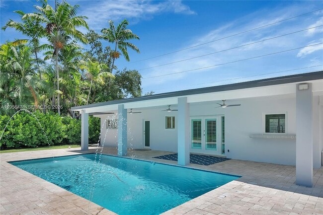 Building Photo - 8015 SW 136th St