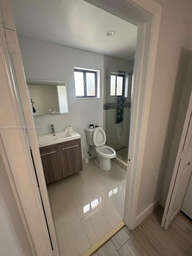 Building Photo - 10034 SW 221st St Rd