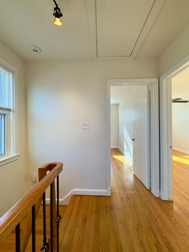 Building Photo - Charming 3 Bedroom/1 Bathroom in Woodring, MD!