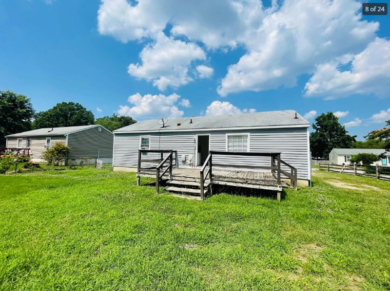 Building Photo - 8806 Leafycreek Dr