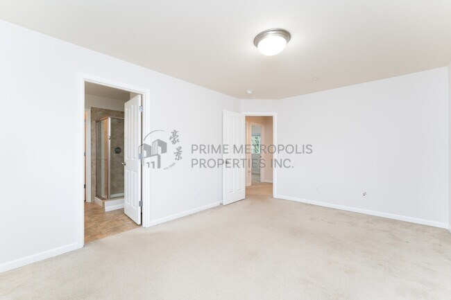 Building Photo - 8322 137th Ct NE