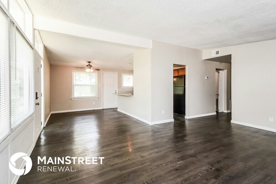 Building Photo - 100 Taney Dr