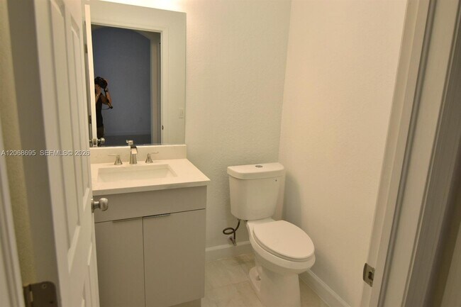 Building Photo - 7855 NW 110th Ave