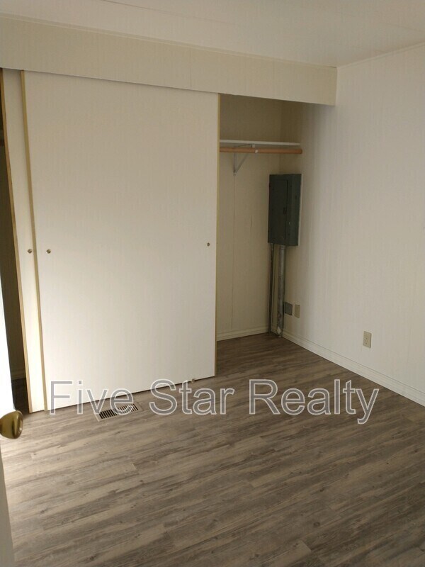 Building Photo - 6414 Marysville Rd