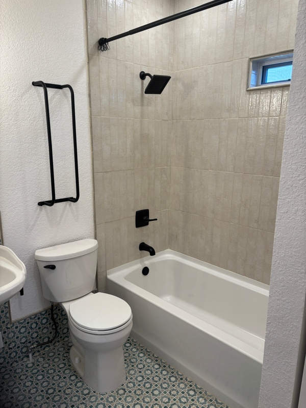 Building Photo - 803 E Peralta Wy