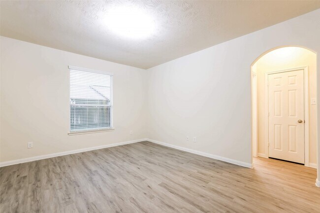 Building Photo - 12347 Ghita Lane