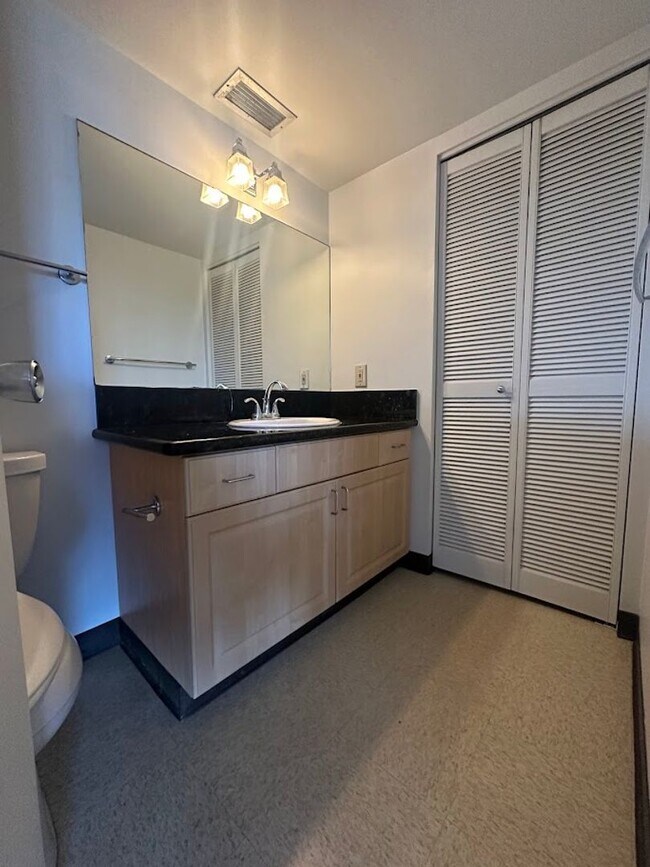 Building Photo - 1830 Wilikina Dr