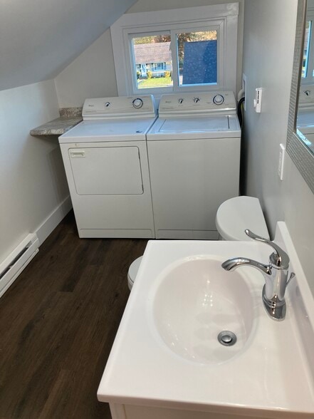 Building Photo - 1035 W 36th St