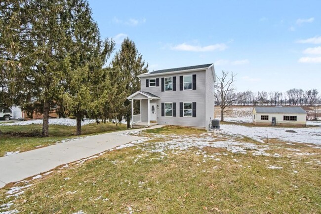 Building Photo - 239 W Broad St