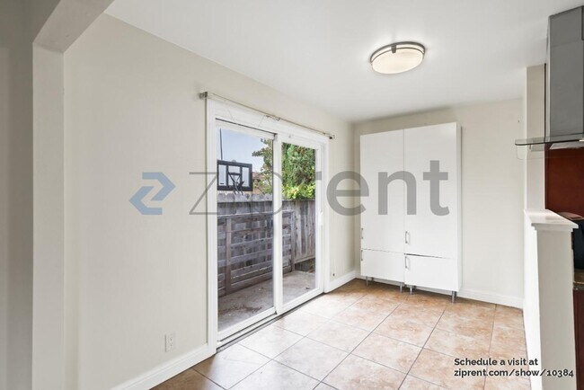 Building Photo - 3078 Deseret Dr