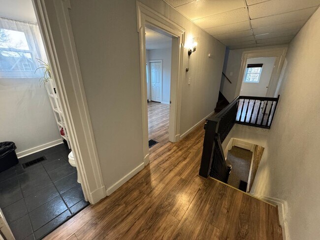 Building Photo - Charming 5BR Home in the Heart of Pittsbur...