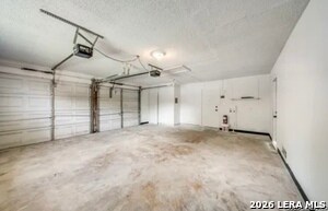 Building Photo - 14602 Edgemont St