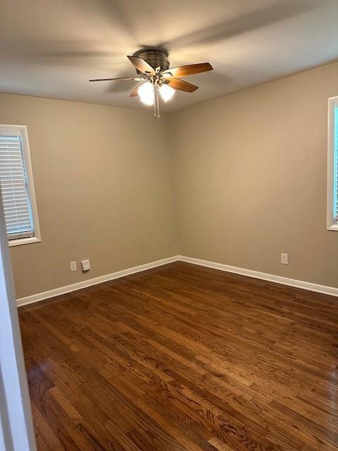 Building Photo - 3211 Howell Dr