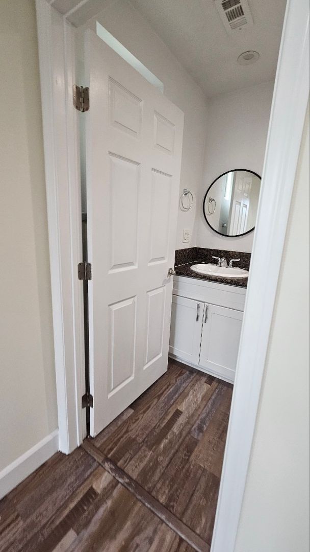 Building Photo - 23(1456,1458)