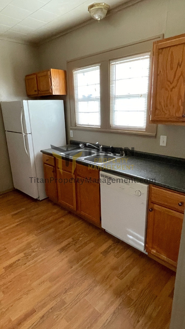 Building Photo - 2Bed/1Bath House