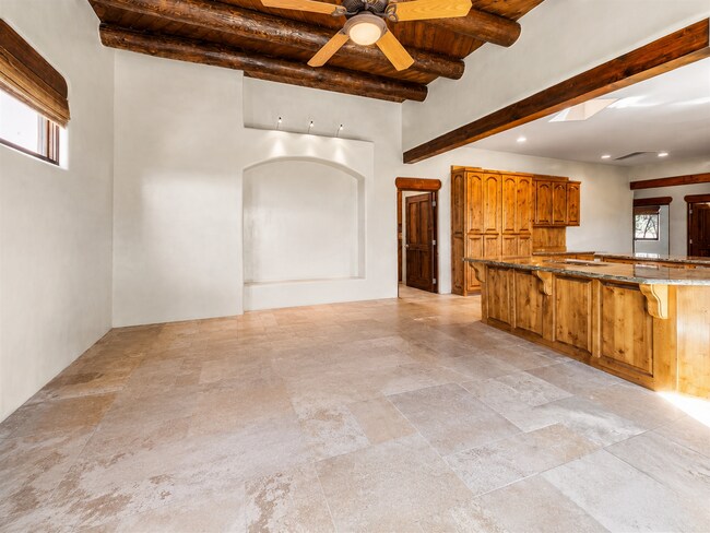 Building Photo - 61 Paseo Del Antilope