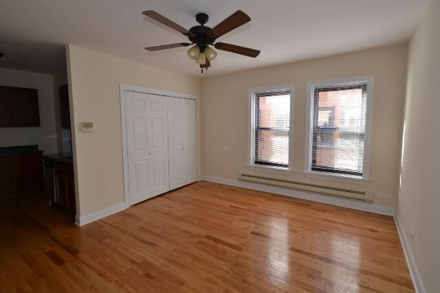 Building Photo - 838 W Cornelia Ave