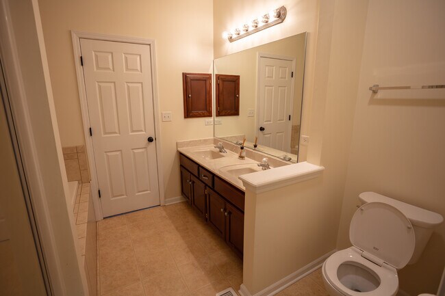 Building Photo - 23045 Ironwood Dr