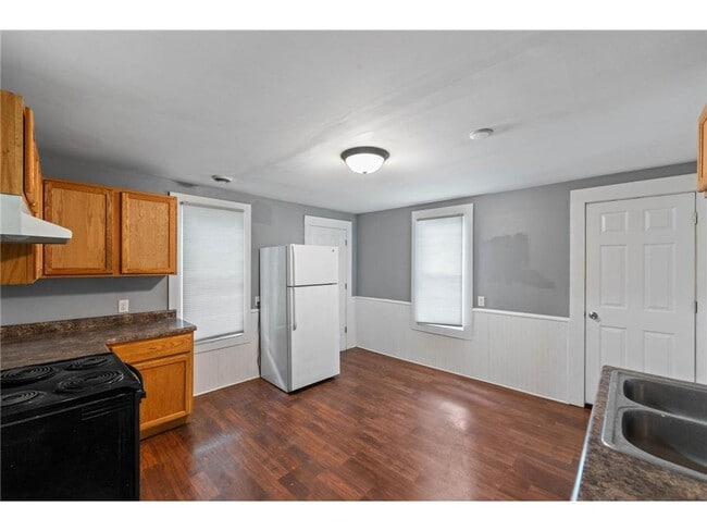 Building Photo - 4615 N Colfax Ave