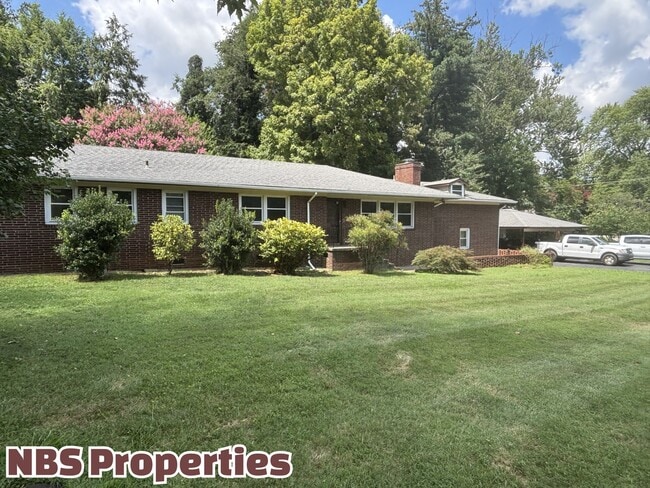Building Photo - 6919 Haverhill Dr NW