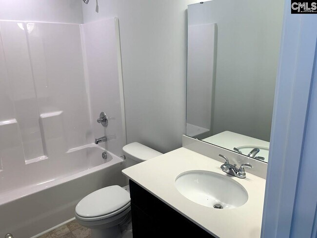 Building Photo - 2325 Trakand Dr