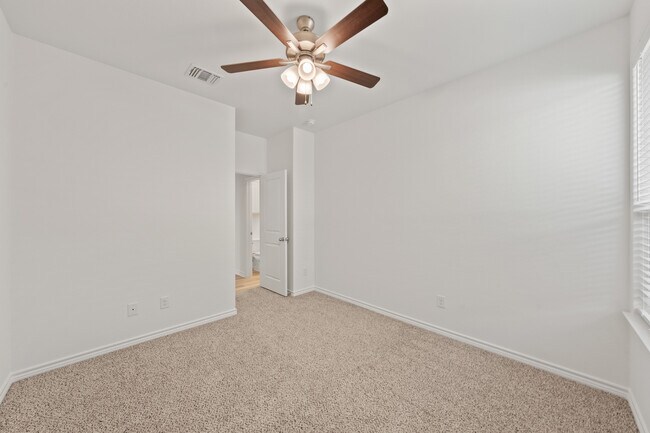Building Photo - 7228 Caladium Dr
