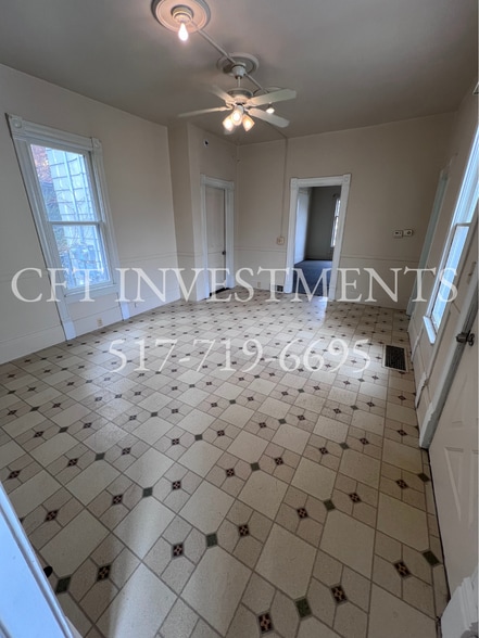 Dining Room - 121 W Seminary St