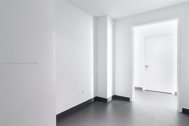 Building Photo - 888 Biscayne Blvd