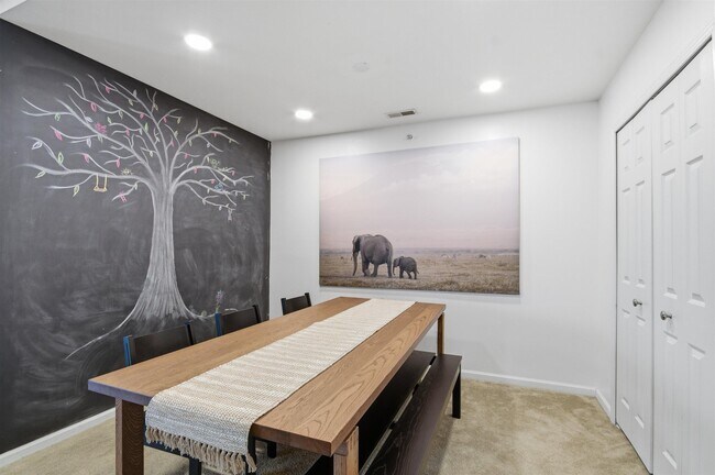 Building Photo - 2233 S Main St