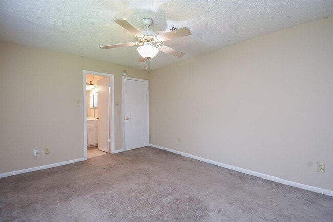 Building Photo - 10723 Spanish Grant Dr