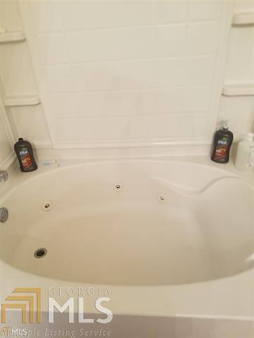 Building Photo - 3425 Town Creek Cir