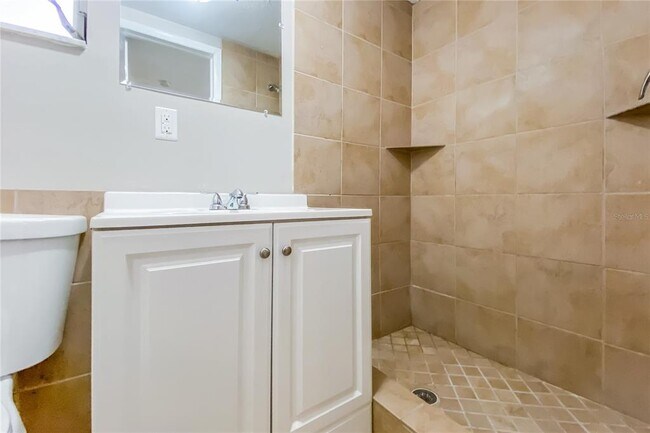 Building Photo - 5701 Berlin Dr