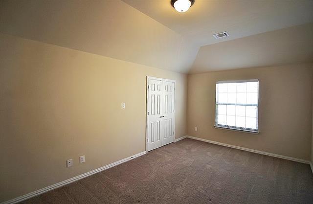 Building Photo - 110 White Oak Ln