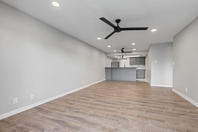 Building Photo - Large Freshly Remodeled and AIR CONDITIONE...