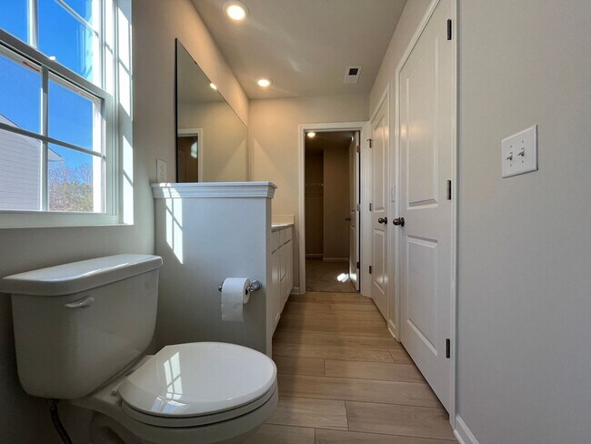 Building Photo - Brand New 3/2.5 Townhome Available In Reidville - Ready To Move In!