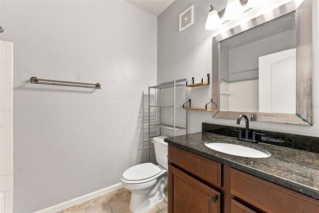 Building Photo - 10436 Villa View Cir