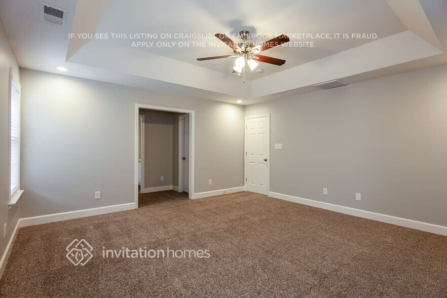 Building Photo - 2713 Black Cherry Dr