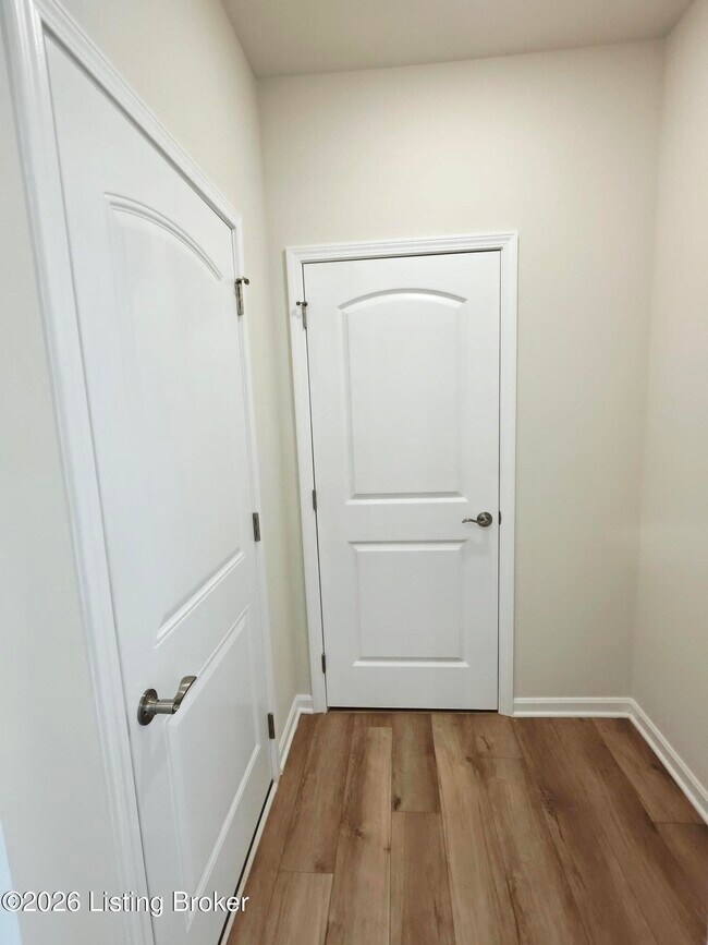 Building Photo - 8302 Fairmount Rd