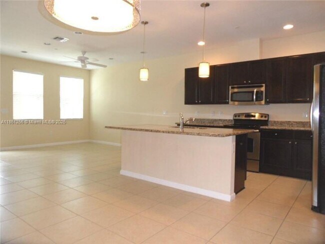 Building Photo - 3067 Tortola Way