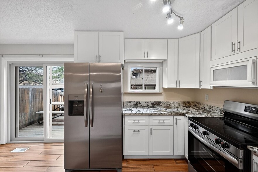 Building Photo - 3766 S Granby Way