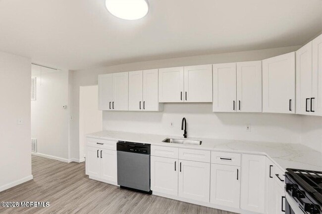 Building Photo - 28 Brandies Rd