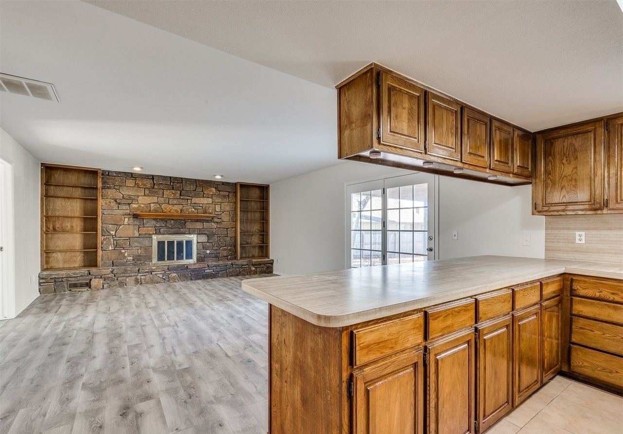 Building Photo - 2605 W Washington Cir