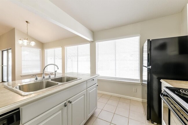 Building Photo - 4402 Bunting Meadow Dr