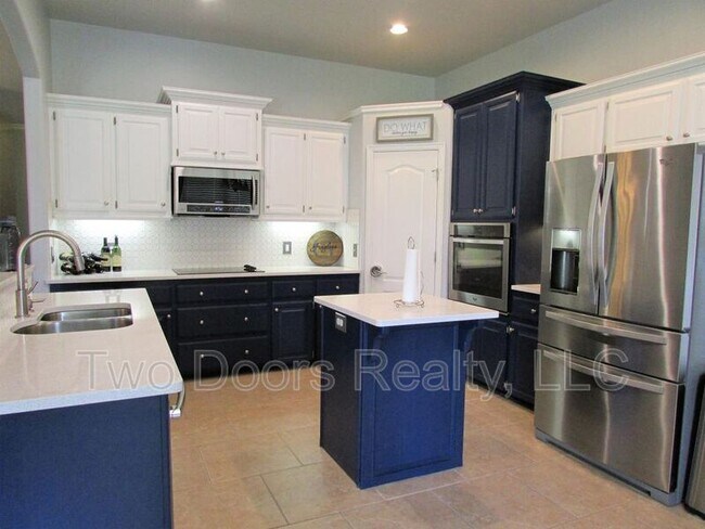 Building Photo - 3016 Cruden Dr