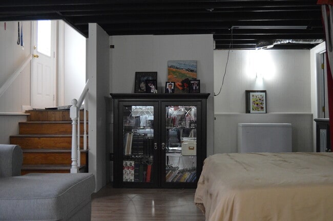 Building Photo - 16431 Mayleon Dr