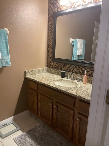 Building Photo - 12718 Country Brook Ln