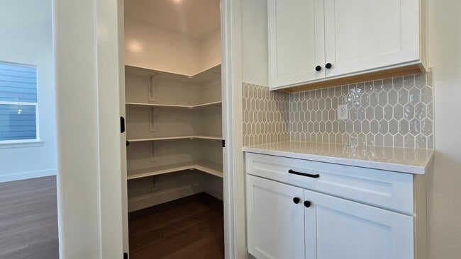 Building Photo - 1017 N 3620 W